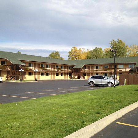 Hospitality Inn Bowmansville Екстериор снимка